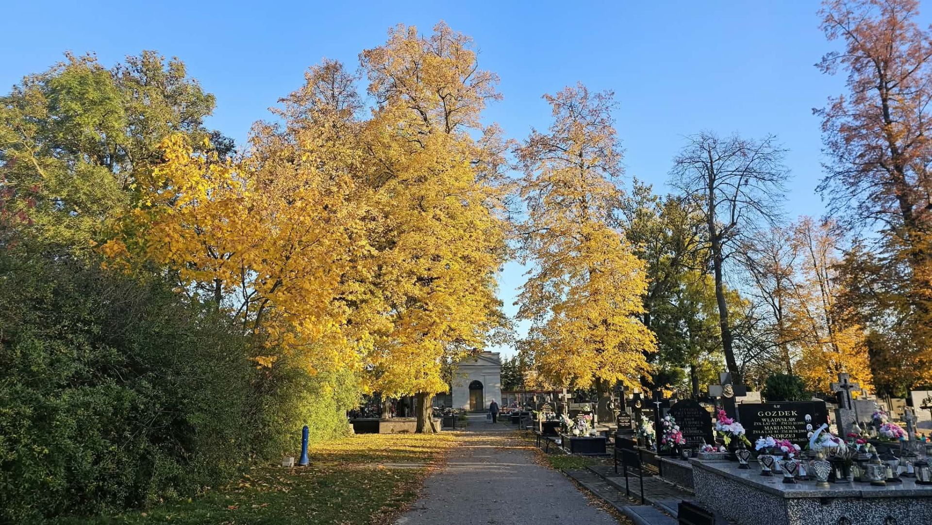 ODEZWA DO OSÓB, KTÓRE MAJĄ BLISKICH POCHOWANYCH NA CMENTARZU PARAFIALNYM W BELSKU DUŻYM.